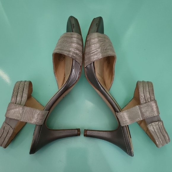 Alex Marie Metallic Sandals - Picture 6 of 12